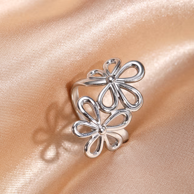 Bohemian Hollow Flower Open Ring